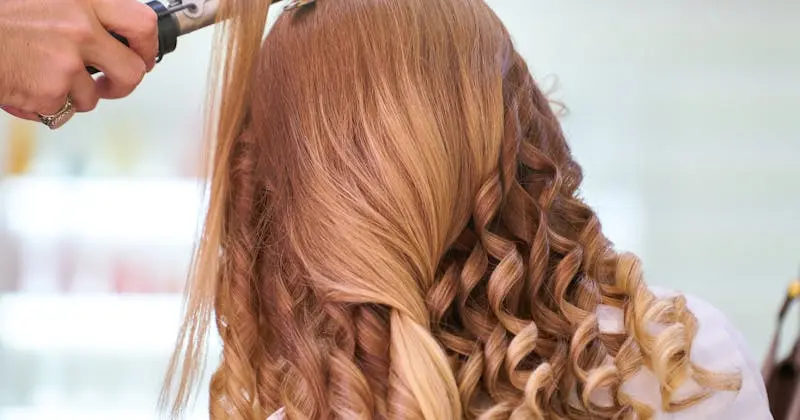 Curling Iron Temperature Guide: The Right Heat for Your Hair Type